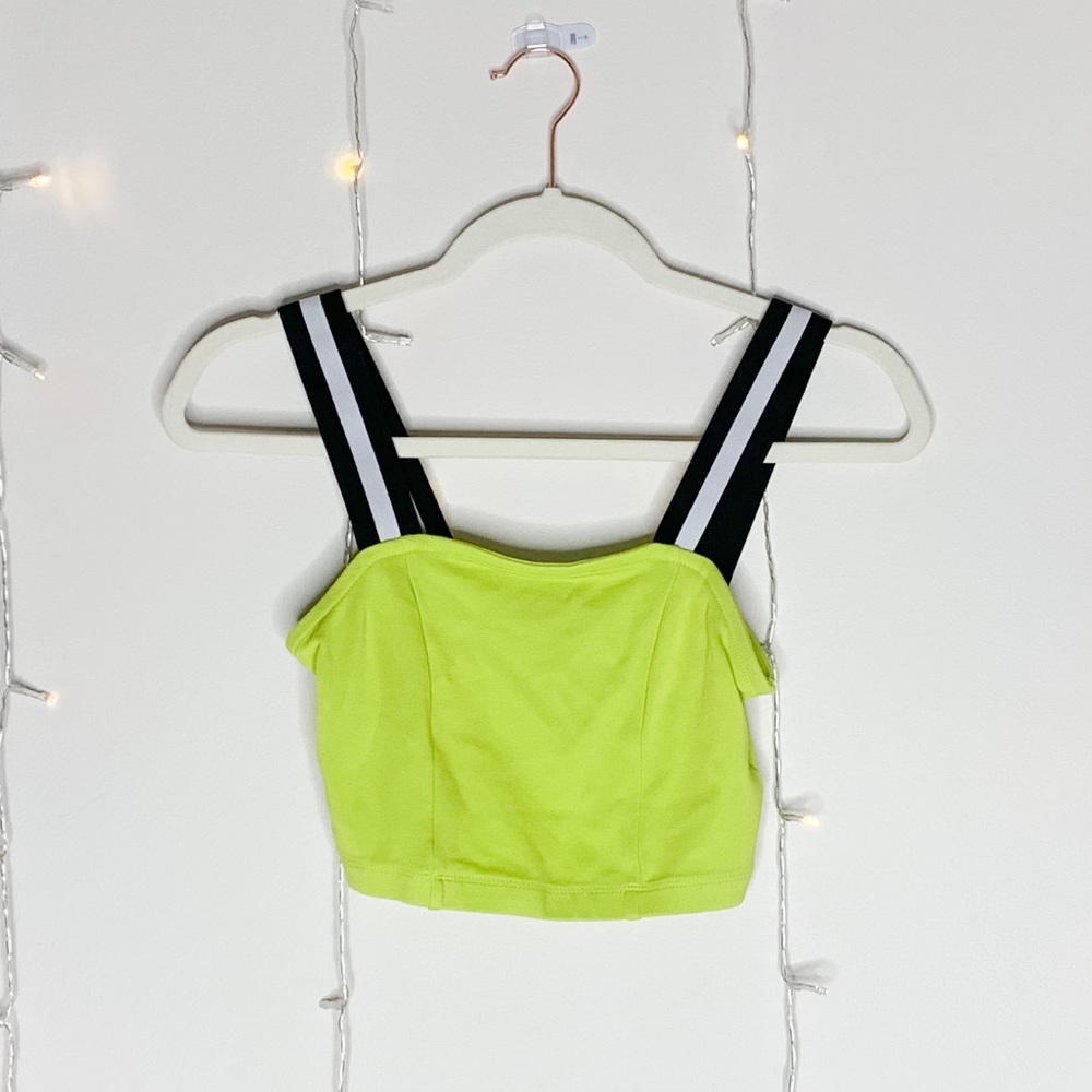 neon green crop top